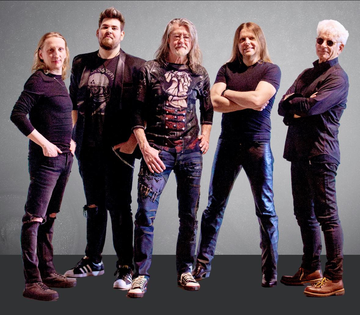 Omega Testamentum - Egy vadonatúj dalt hozott ki a Debreczeni 'Ciki' Ferenc vezette zenekar: 'A sors angyala'