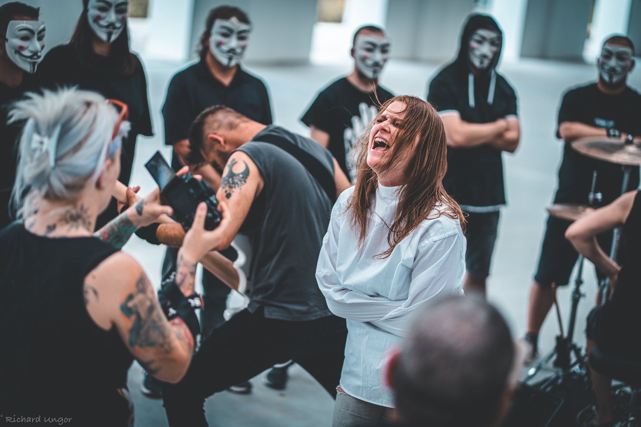Nova Prospect - Új dal és klip a kecskeméti frontcsajos rock zenekartól: 'Lángol az ég'